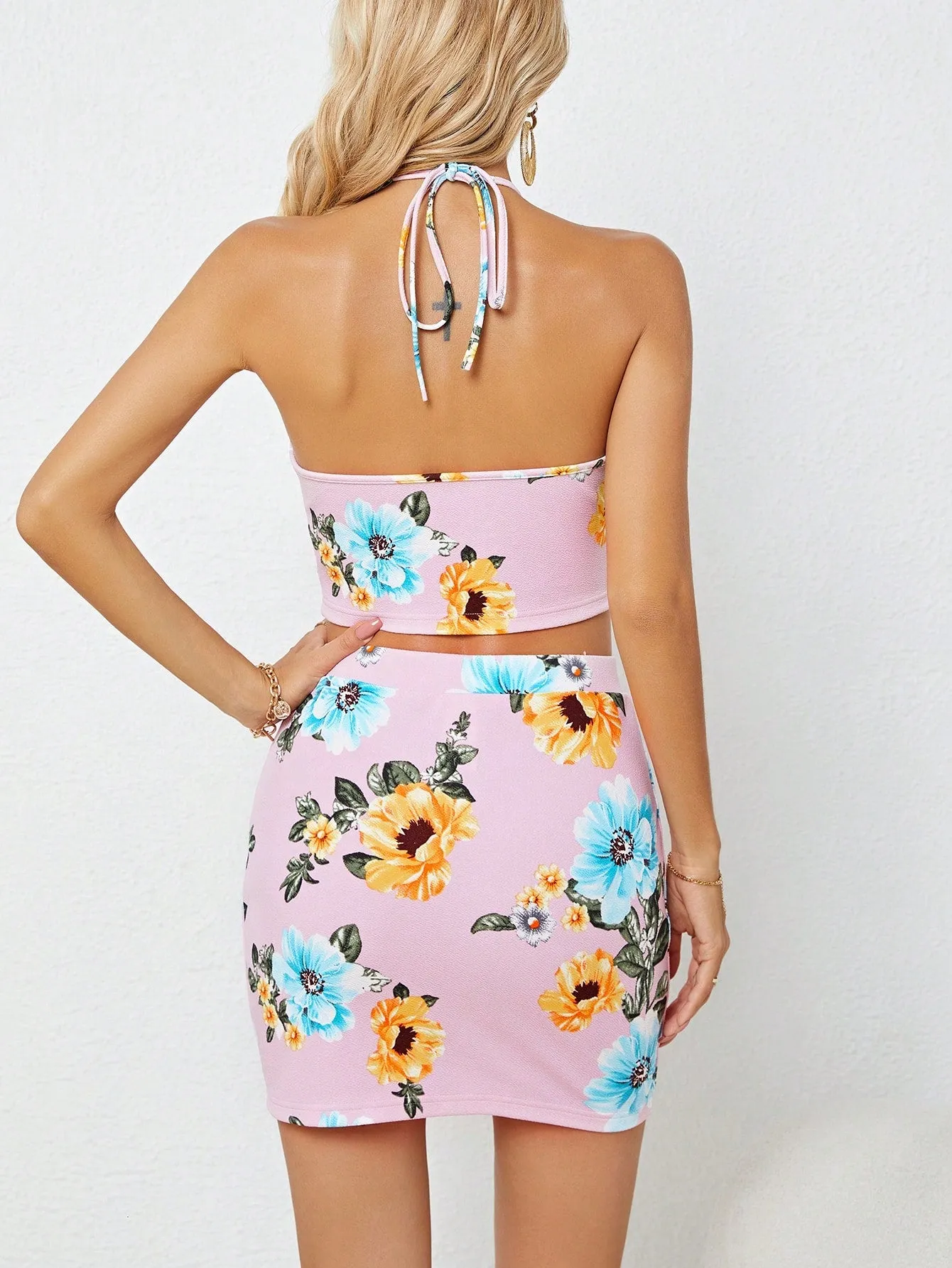 Floral Print Tie Backless Halter Top & Skirt