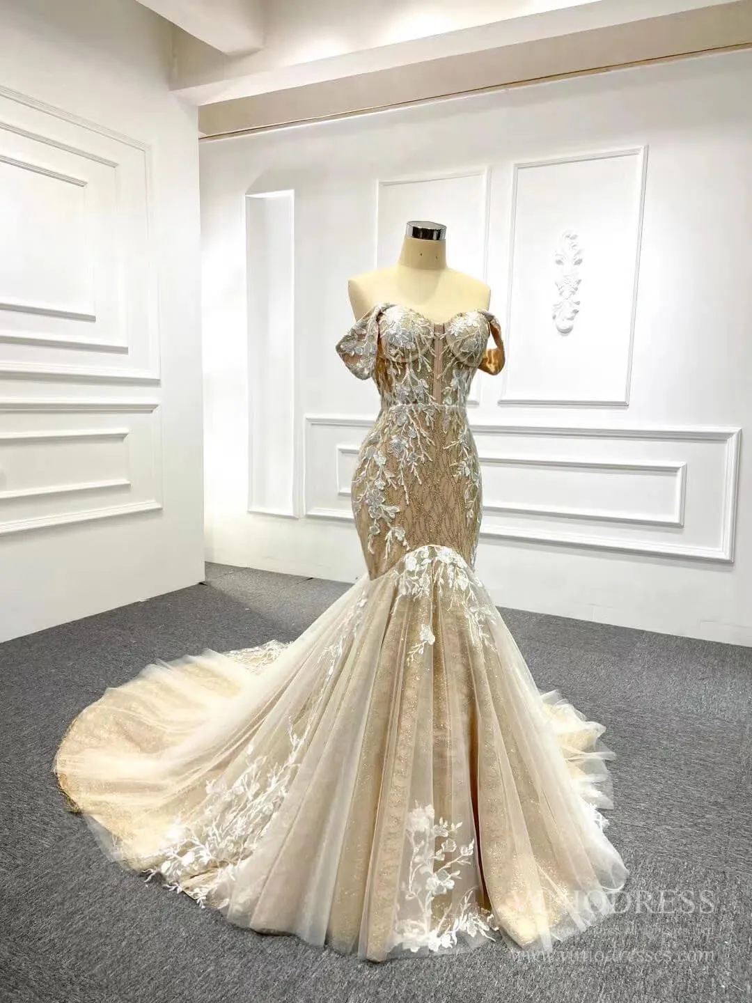 Strapless Champagne Mermaid Wedding Dresses with Long Train VW1004